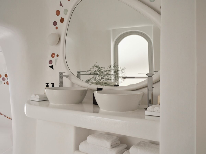 Bathroom 5, Canaves Sunday, South Aegean