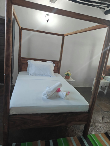 Room 2, 2 & 3 Bedroom Villa Near Diani Beach, Msambweni