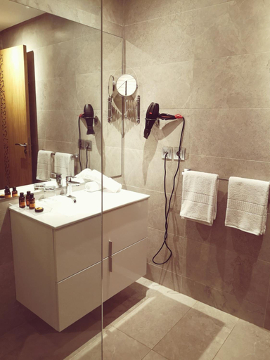 Bathroom 4, Mid Town Hotel Casablanca, Casablanca