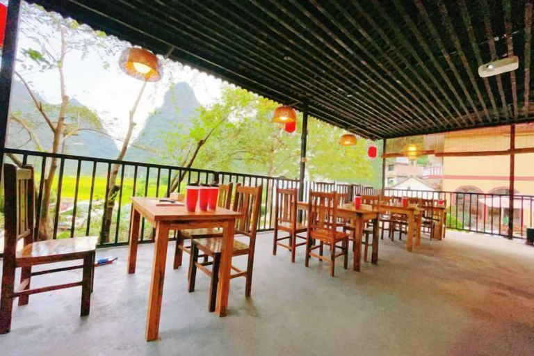 Food & Drinks 5, Yishan Bishui Inn, Qiannan Buyei and Miao