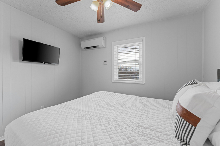 Room 4, Sc15- Silver Cove 15 2 Bedroom Condo, Stone