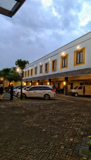 Exterior & Views 4, Grand Charis Hotel Tulungagung, Tulungagung