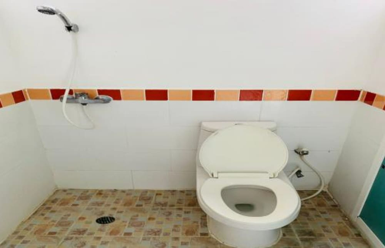 Bathroom, Grandview Place, Chatuchak