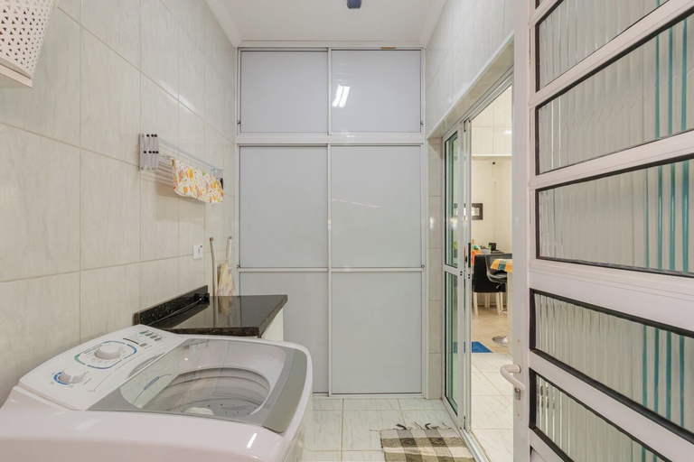 Room 4, Casa Tem Tica com Piscina e Churrasqueira, Porangaba