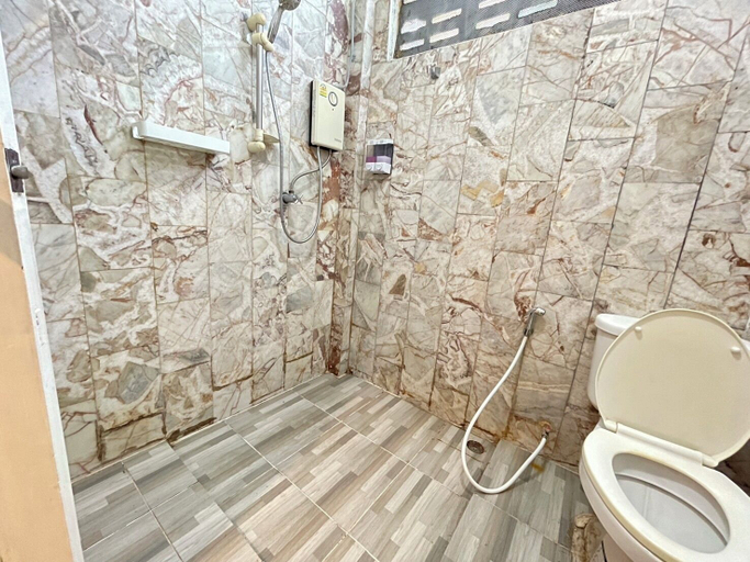Bathroom 3, I Talay Lodge Boutique Hotel, Muang Rayong