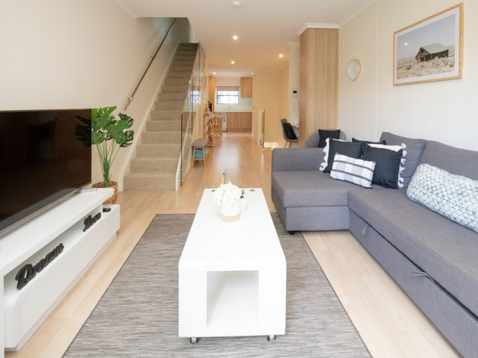 Others 4, Generous 2-Bed Townhouse With A Private Balcony, Eurobodalla