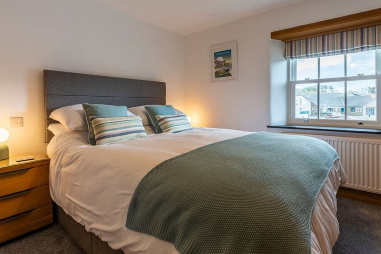Room 4, Number 15 in Cornwall, Cornwall