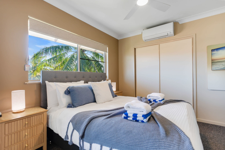 Room 5, Zen Escape Resort Pool BBQ Retreat, Cairns