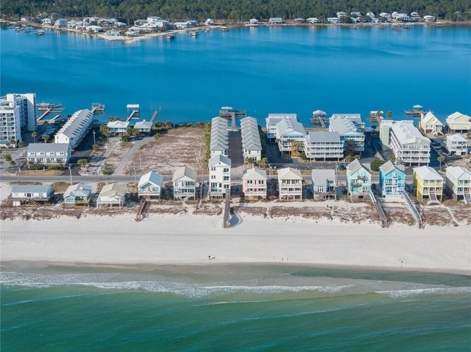 Beach 5, Laguna Paradise, Baldwin