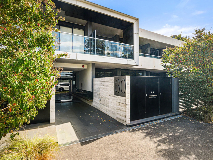 2, Bright 1BR Apartment Near Maribyrnong River, Melbourne