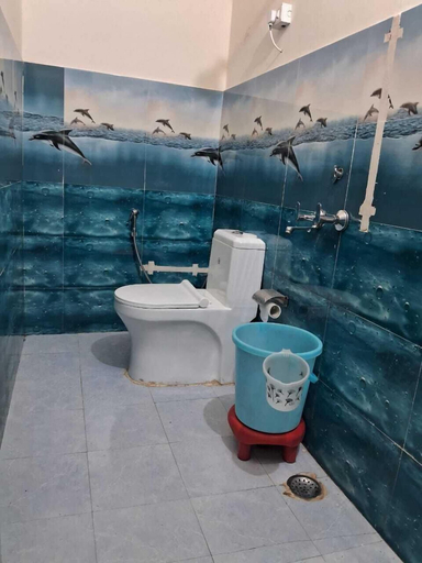 Bathroom 3, The Seven Hills Resort, Garhwal
