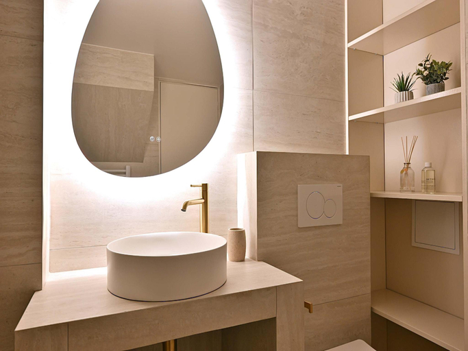 Bathroom 3, Superb Apartment Center of Paris Le Marais, Paris