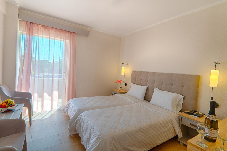 Bedroom 3, Livadi Nafsika Hotel - Adults Only, Ionian Islands