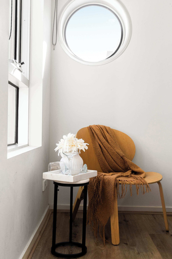 Interior 5, Stylish 2BR Apt Steps From Vic Market With Parking, Melbourne