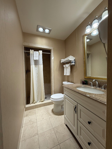 Bathroom 3, Windsor Inn Hotel, Washington D.C.