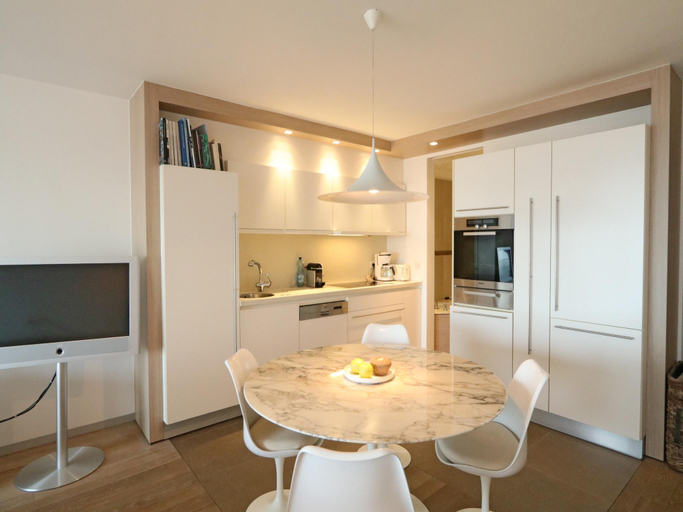 4, Apartment in Het Zoute with Sea Views, West-Vlaanderen