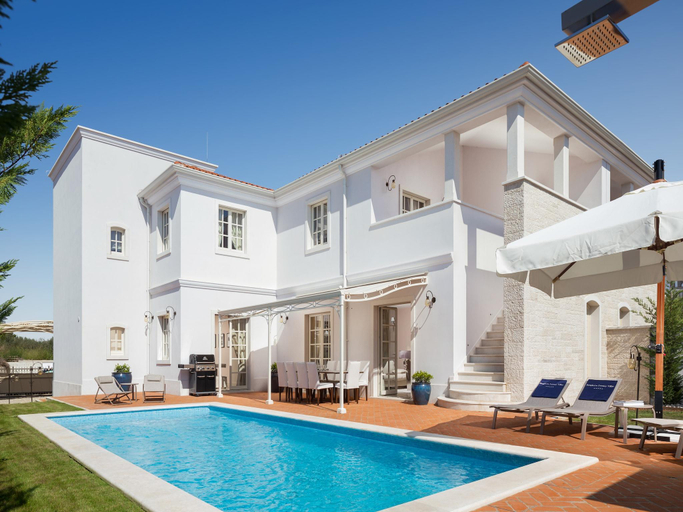 Sport & Beauty 4, Villa in Vabriga with Pool and Private Garden, Poreč
