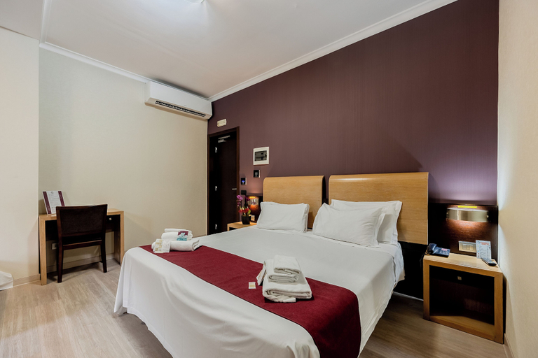 Bedroom 3, E H ROME AIRPORT, Rome