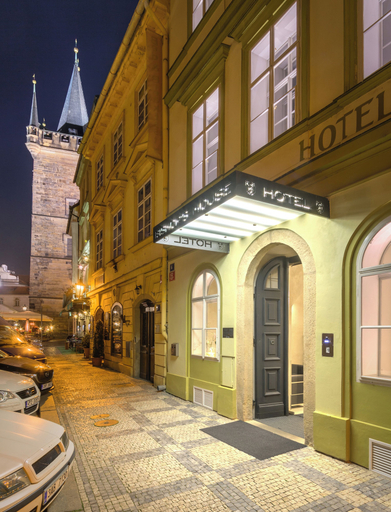 Exterior & Views 2, Bishop's House, Praha 1