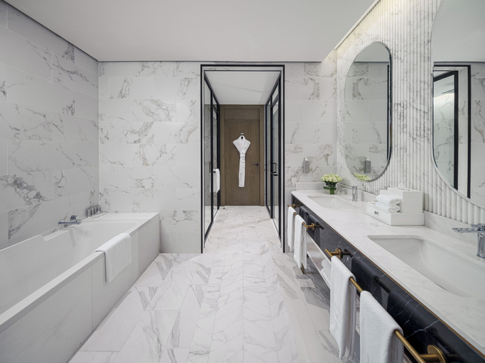 Bathroom 5, Address Jabal Omar Makkah, Makkah