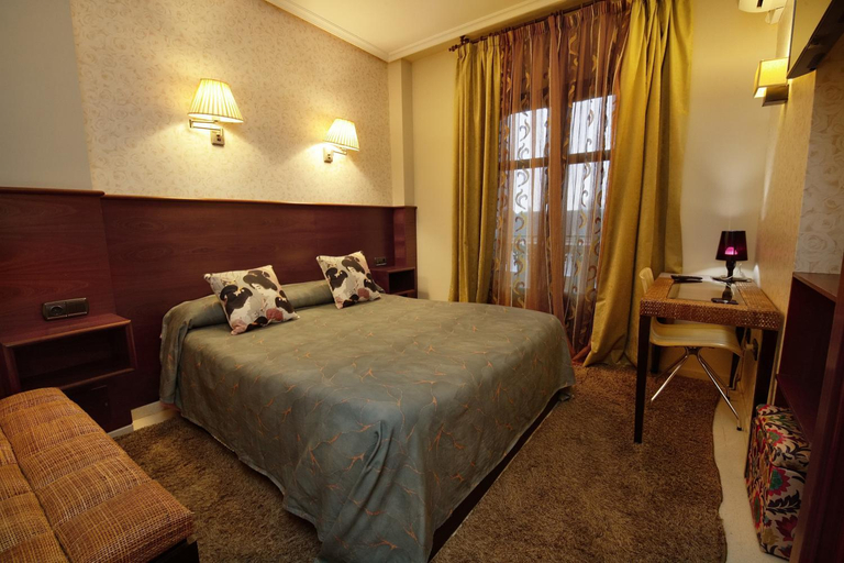 Bedroom 2, Senorio de Los Bazan, León