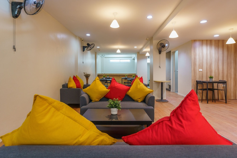 Others 4, Sukhumvit Beds, Khlong Toey