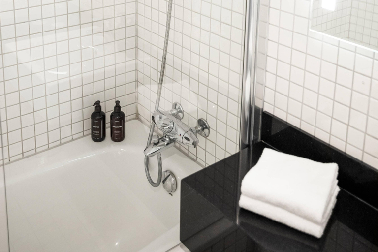 Bathroom 4, Home Hotel Havnekontoret, Bergen