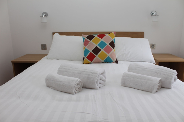 Bedroom 2, Flexistay Leicester Gable Aparthotel, Leicester