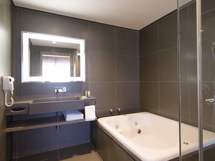 Bathroom 4, Novotel São Paulo Berrini, São Paulo
