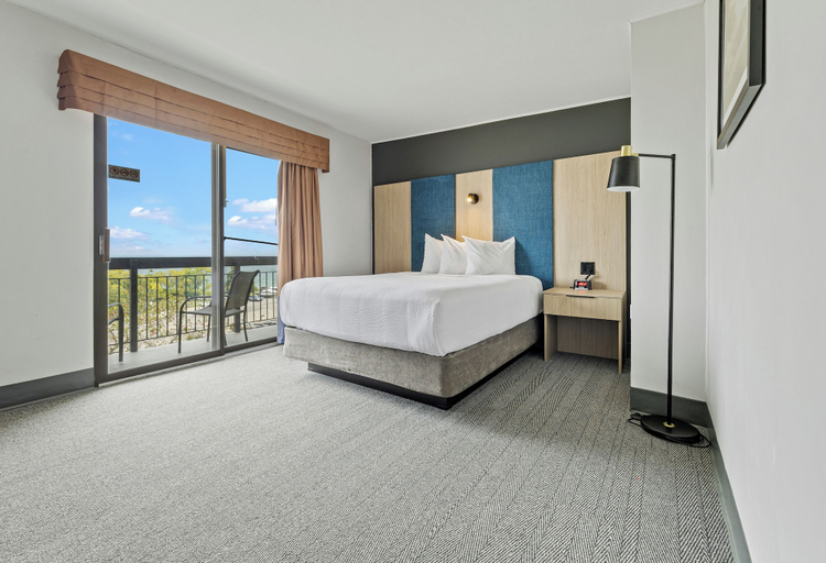 Bedroom 3, The Jordan Ramada by Wyndham, Niagara