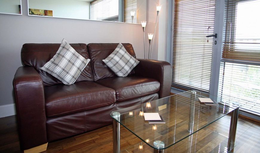 Room 5, Cherry in Newcastle Upon Tyne, Newcastle upon Tyne