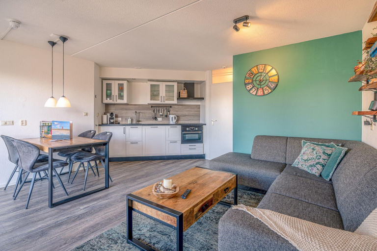 Living room 4, Nice Apartment Near the Center of De Koog, Texel