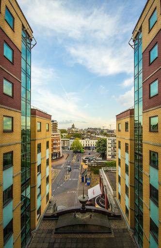 Exterior & Views 2, Stamford Bridge Hotel London, London