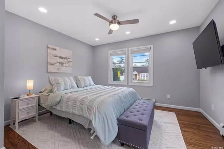 Room 1, Newly Designed 3Br-2Ba Home, Nassau