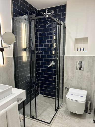 Bathroom 5, Prime Bosphorus Hotel, Beşiktaş