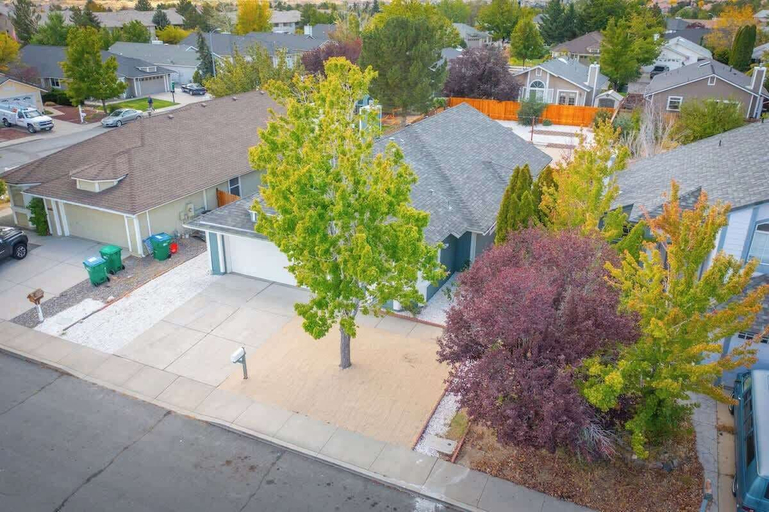 Room 2, Modern Western Retreat Pet Friendly 4 Bed 2 Bath, Washoe