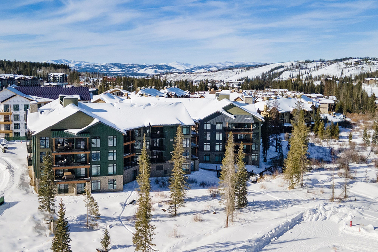 Exterior 3, Ski Idlewild 1 Bedroom Condo by RedAwning, Grand
