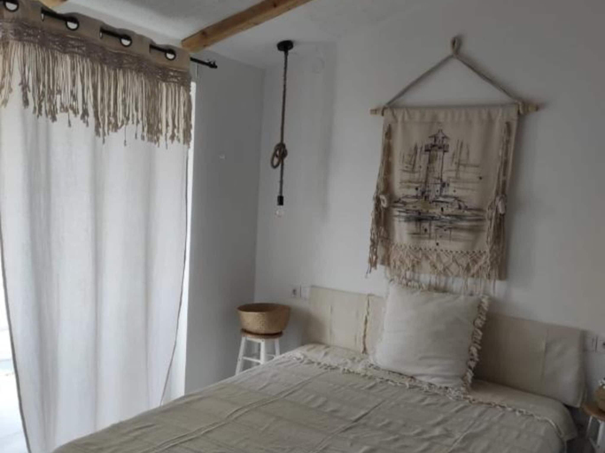 Bedroom 2, Modern Beachfront Apartments Near Šibenik, Vodice