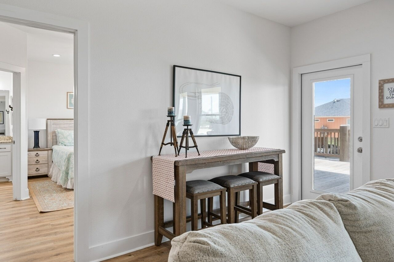 Room 2, Sandpiper Cove 4 Bedroom Home by RedAwning, Galveston