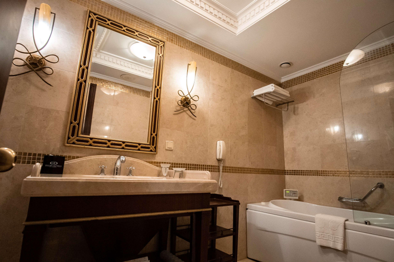 Bathroom 4, Eresin Hotels Sultanahmet, Fatih