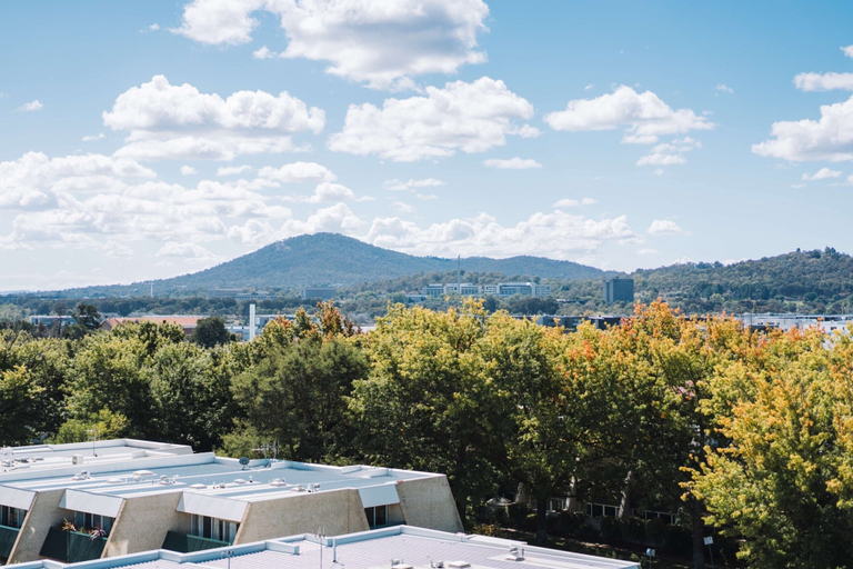 Exterior 2, Perfect Located 1-bed With Great Views, Canberra