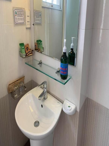 Bathroom 3, KHACH SAN THANH AN, District 6