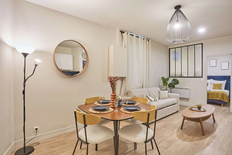 Interior 2, Apartment Exposition Center, Paris