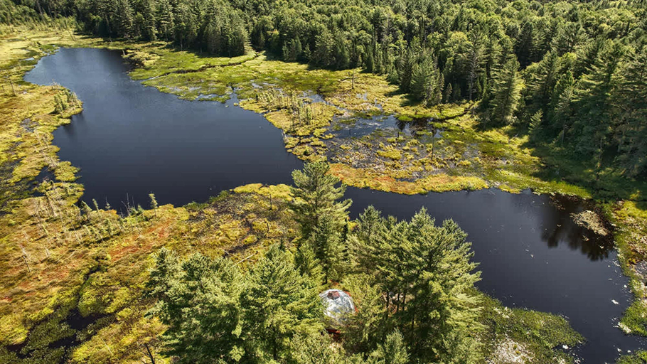 Room 2, A Secluded Cabin on Your own Prvt Pond Serenity, Lewis