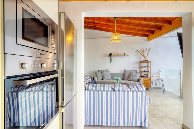 Room 4, Spacious Terrace House w Ocean View 100m to the Beach, Santa Cruz de Tenerife