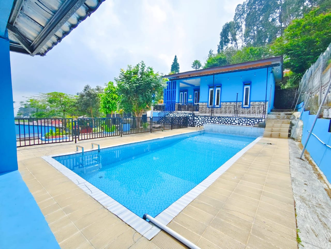 Others 2, Villa Babe Doel, Bogor