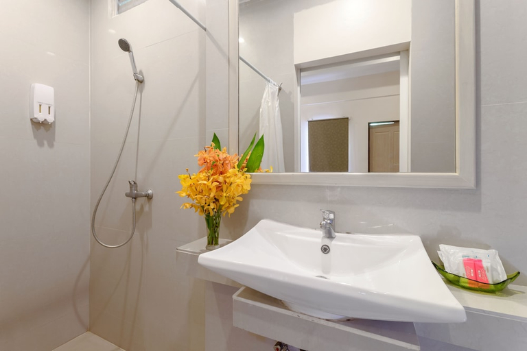 Bathroom 3, Simply Resort By Metadee, Pulau Phuket