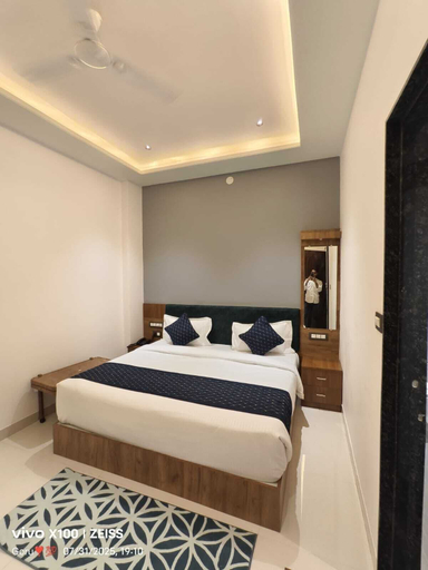 Room 3, Hotel The Crystal, Udaipur