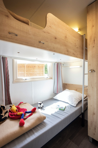 Bedroom 3, Huttopia Le Moulin, Gard
