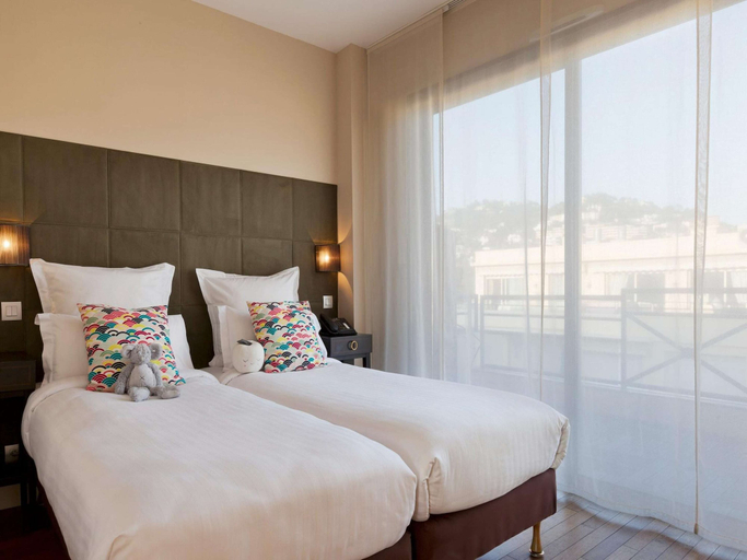 Room 5, Executive Suite With Fast Wifi, Terrace, Alpes-Maritimes